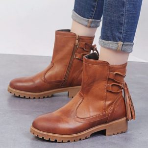 Women's leather boots with tassel boots