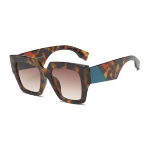 Women's box sunglasses
