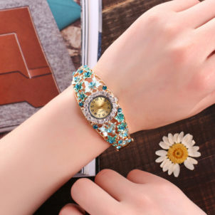 Small flower diamond ladies bracelet watch