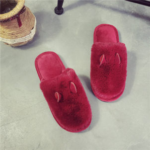 Cotton slippers winter antiskid and wear-resistant cotton slippers wholesale warmth lady couple hair towing one piece of wool