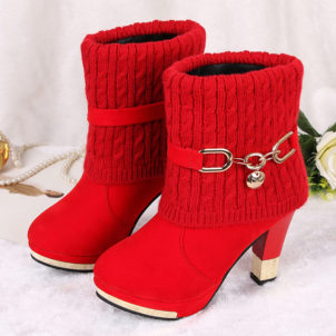 Frosted wool boots