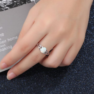 Goose protein Europe and America ladies creative opal opal pop jewelry female accessories 925 sterling silver ring