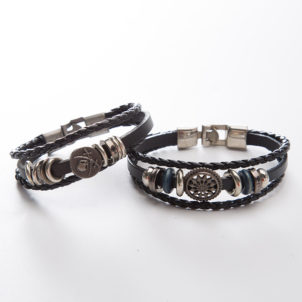 Hand-woven leather bracelet anchor