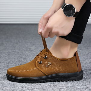 Casual Korean men's breathable shoes