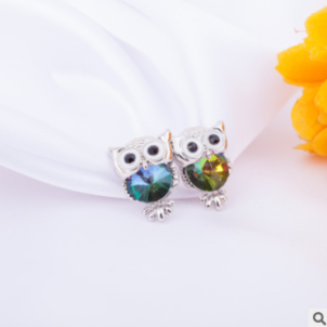 Korean version of the big-name jewelry earrings explosion crystal earrings personality owl crystal earrings crystal jewelry